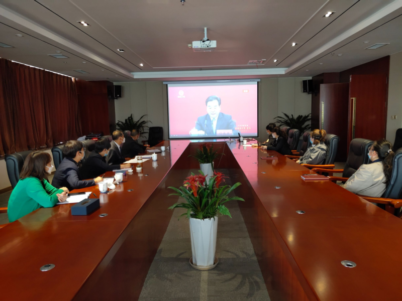省物產(chǎn)集團(tuán)組織干部職工收看&ldquo;中國(guó)這十年&middot;青海&rdquo;主題新聞發(fā)布會(huì)