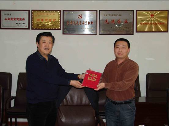 立足本職做貢獻(xiàn)，巾幗建功展風(fēng)采