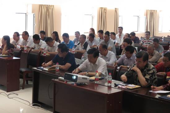 加強(qiáng)業(yè)務(wù)培訓(xùn)，提升工作能力